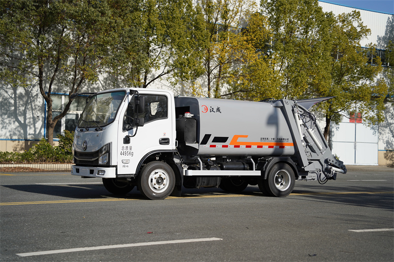 【汉成牌】东风华神V3-蓝牌压缩式垃圾车（燃油车）