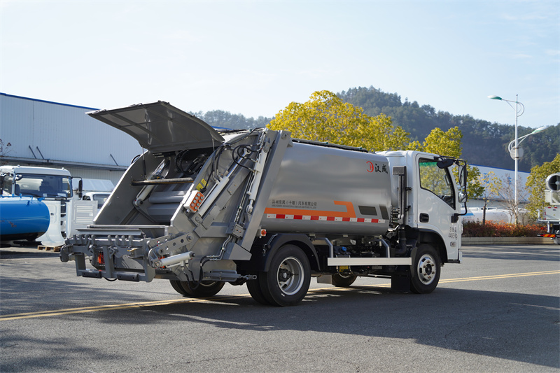 【汉成牌】东风华神V3-蓝牌压缩式垃圾车（燃油车）